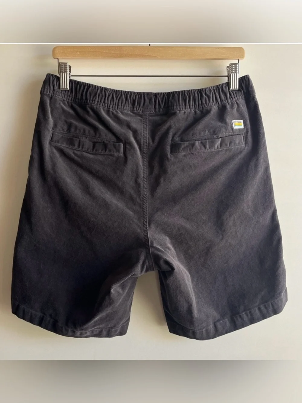 Vuori Mens Optimist Short Corduroy Shorts Smoked Beryl M